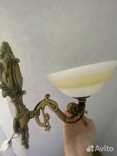 Светильник настенный