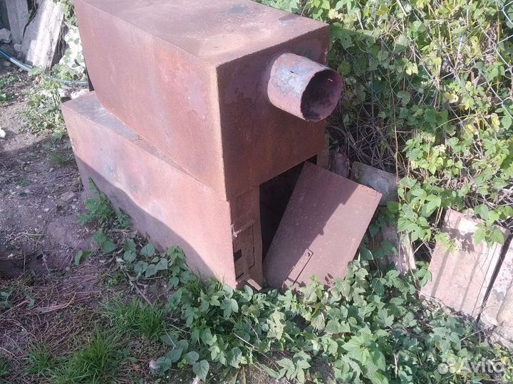 Две штуки. Печь для теплицы