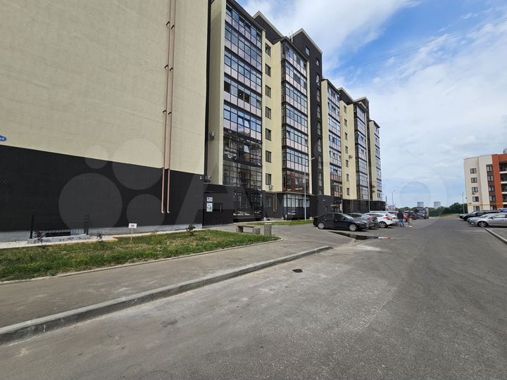 2-к. квартира, 72,5 м², 2/8 эт.