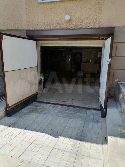 Дом 185,6 м² на участке 12,9 сот.