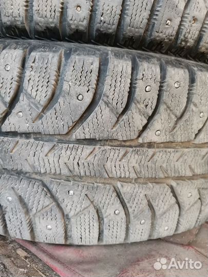 Bridgestone Ice Cruiser 7000 205/55 R16