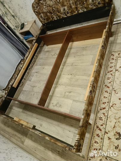 Кровать с матрасом бу