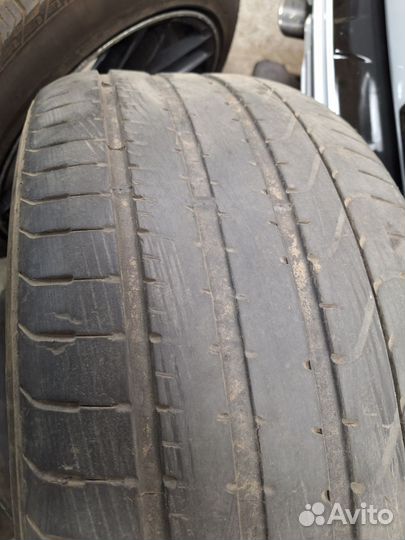 Pirelli P Zero R 295/40 R21 21J