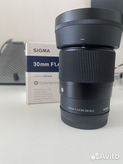 Объектив Sigma 30 mm 1.4 sony e