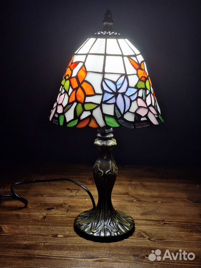 Лампа настольная витраж
