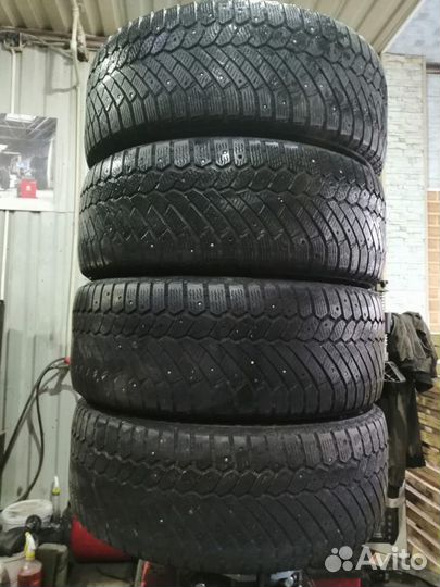 Continental Conti4x4IceContact 255/55 R19