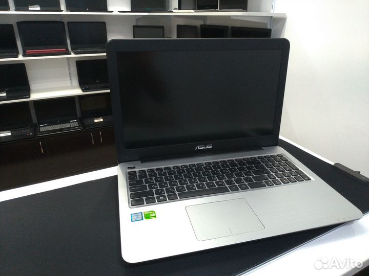 Asus i7 8gb 940mx ssd+hdd