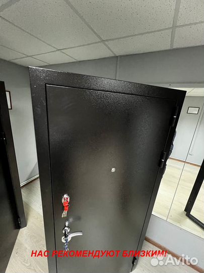 Толстая дверь входная с шумоизоляцией
