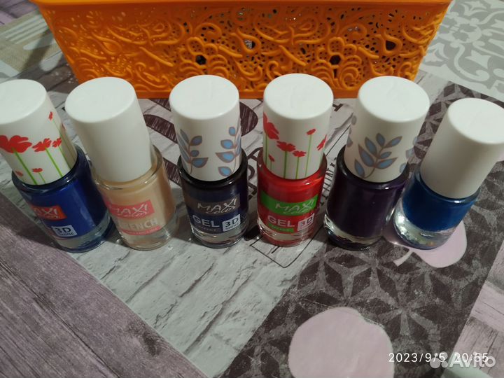 Гель лак для ногтей