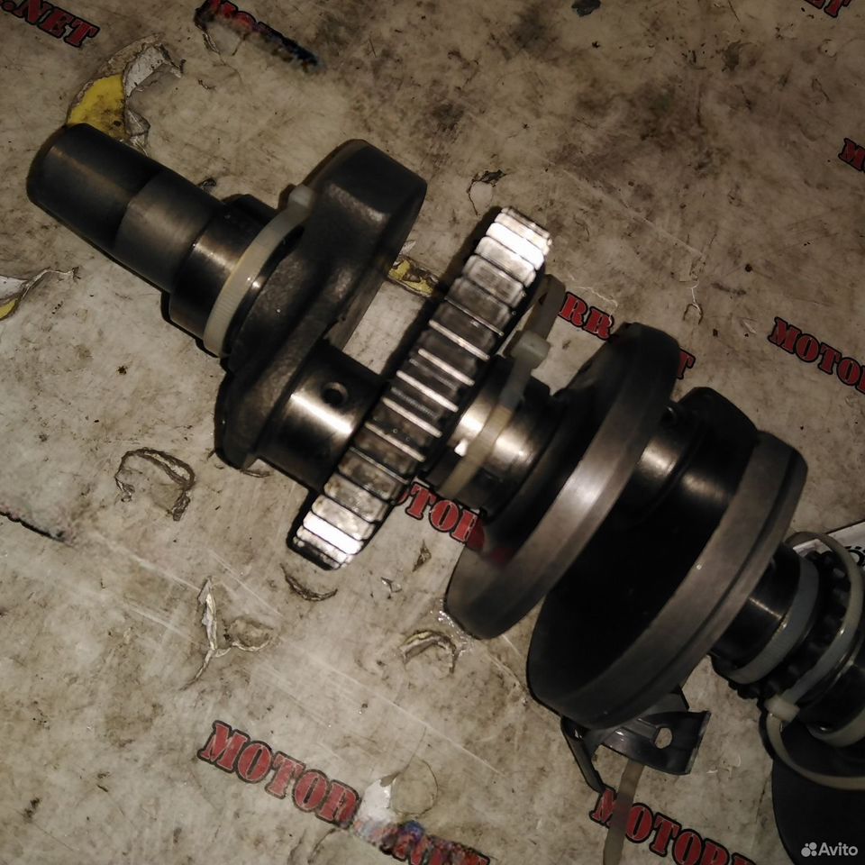 Коленвал suzuki RF400 93