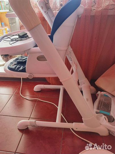 Стульчик-качели для кормления