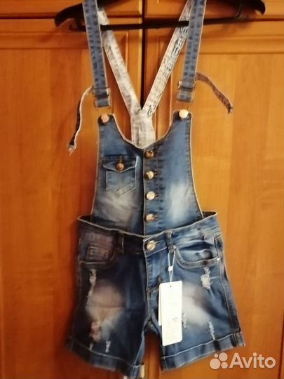 Женские джинсовые шорты