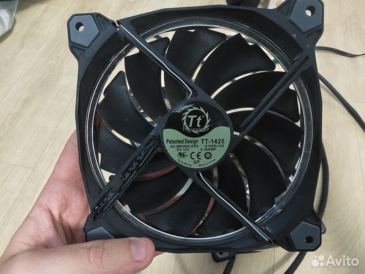 Комплект вентиляторов и корпус для пк