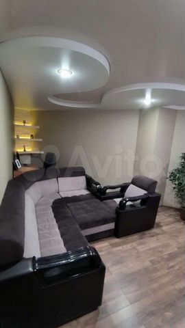 3-к. квартира, 125 м², 8/9 эт.