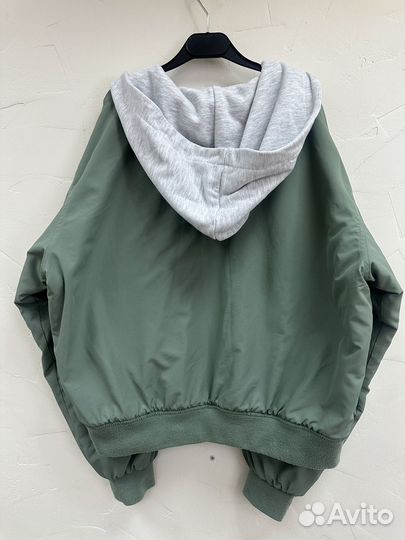 Бомбер ветровка детская 140-146см