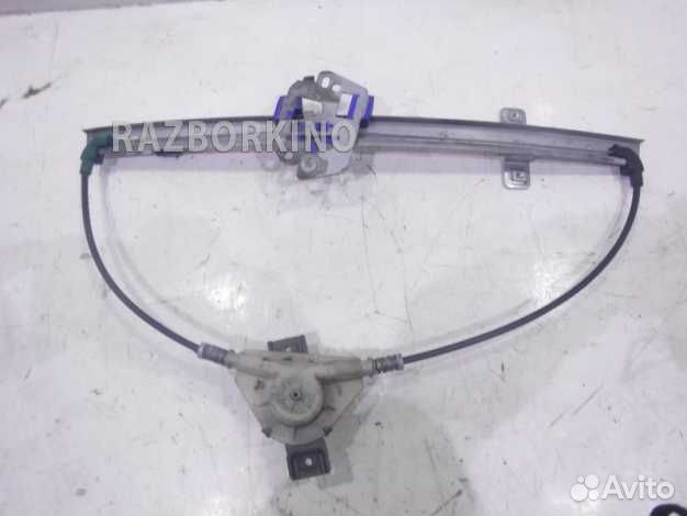 Стеклоподъемник механический задний правый
