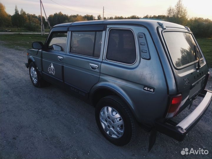 LADA 4x4 (Нива) 1.7 МТ, 2010, 120 000 км