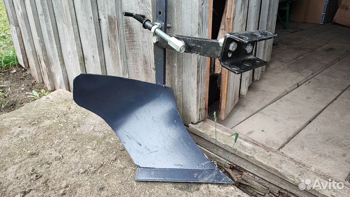 Плуг для мотоблока