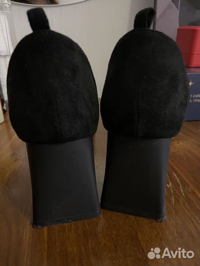 Туфли женские