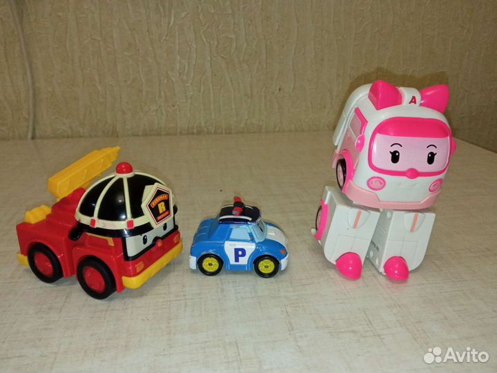 Игрушки Робокар Поли