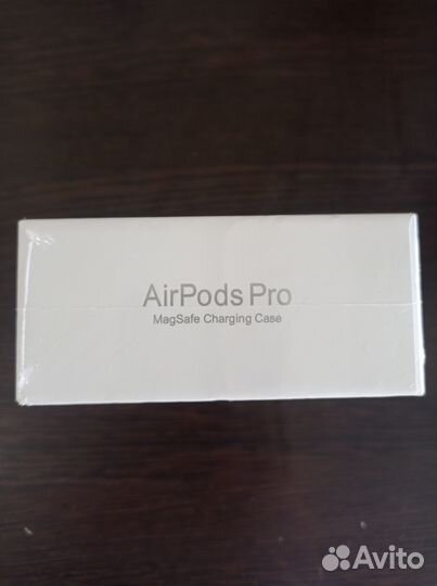 Наушники AIirPods Pro MagSafe Charging Case