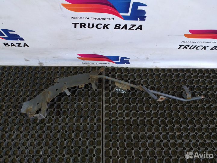 1664930 Кронштейн проводки правый Daf XF105