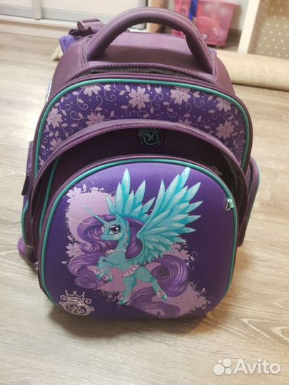 Портфель школьный для девочки