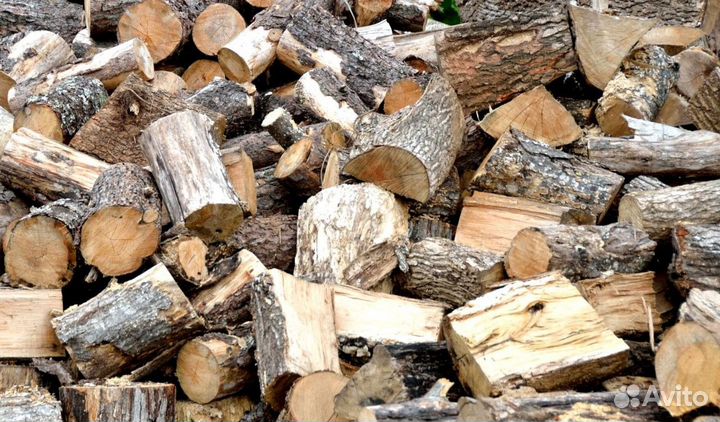Дрова в дровник