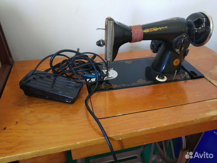 Швейная машинка