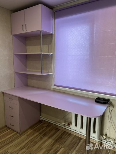 Письменный стол для девочки