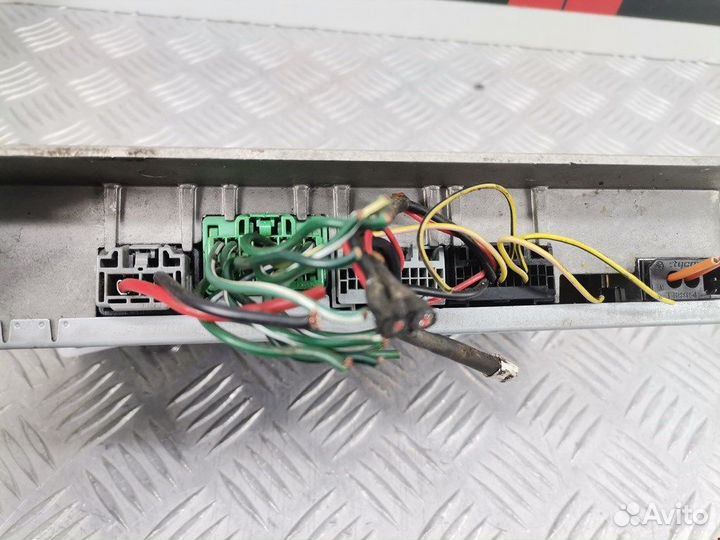 Усилитель акустической системы Land Rover Range Rover Sport