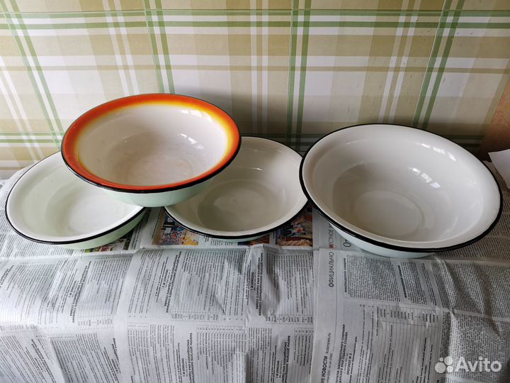 Новая миска эмалированная СССР