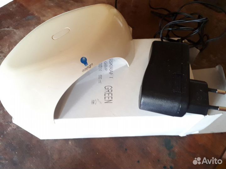 Компактная лампа для сушки ногтей 6 Ватт