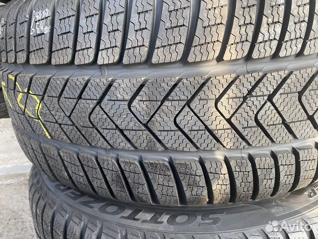 Pirelli Winter Sottozero 3 275/40 R18 и 245/45 R18 103V