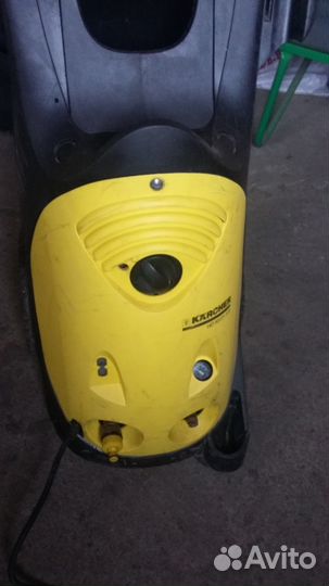 Профессиональная автомойка karcher HD 10/21-4S