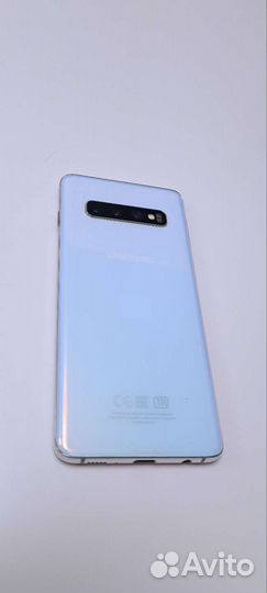 Телефон Samsung Galaxy S10