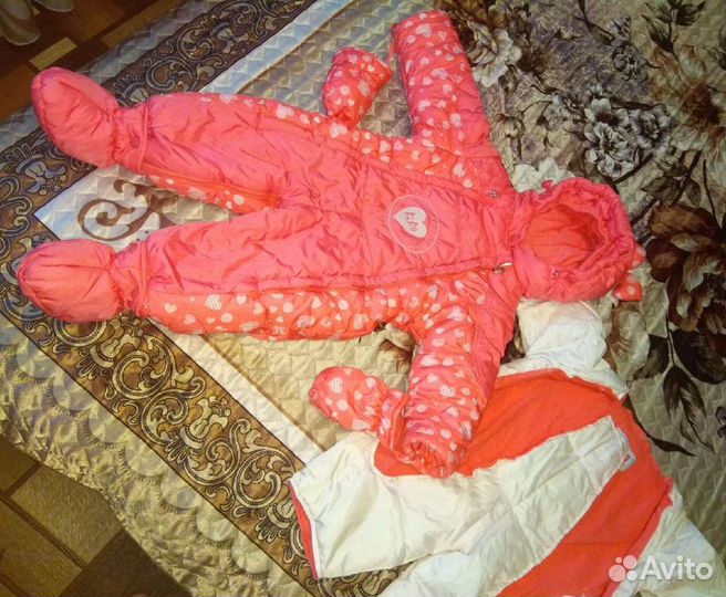 Зимний комбинезон для девочки