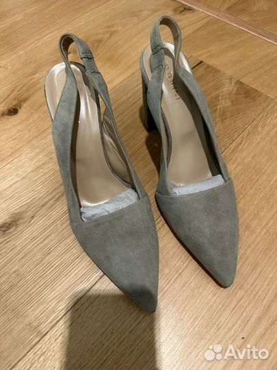 Carlo pazolini босоножки 39