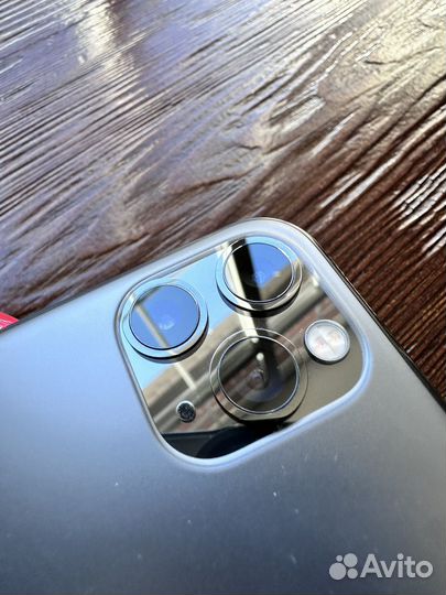 iPhone 11 Pro, 256 ГБ