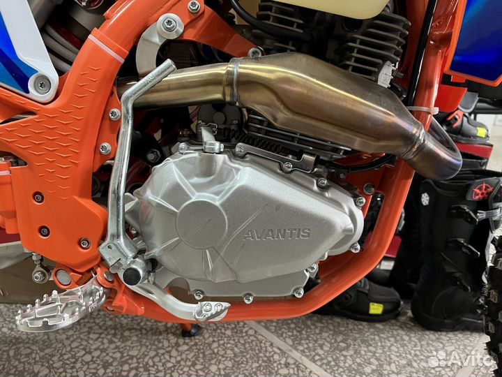 Мотоцикл K23: рама ктм, 27 л.с., складные рычаги и японская точность