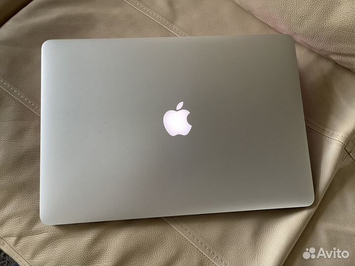 Apple MacBook Pro 15 2015 (отличное состояние)