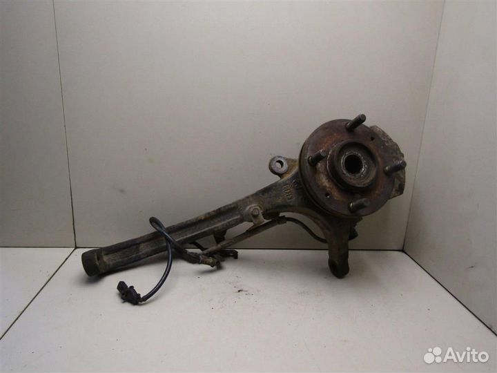 Кулак поворотный передний правый Hyundai Sonata I