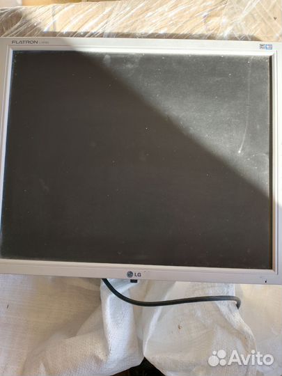 Монитор LG flatron
