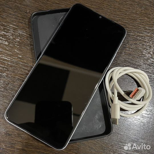 Infinix HOT 30i, 4/64 ГБ