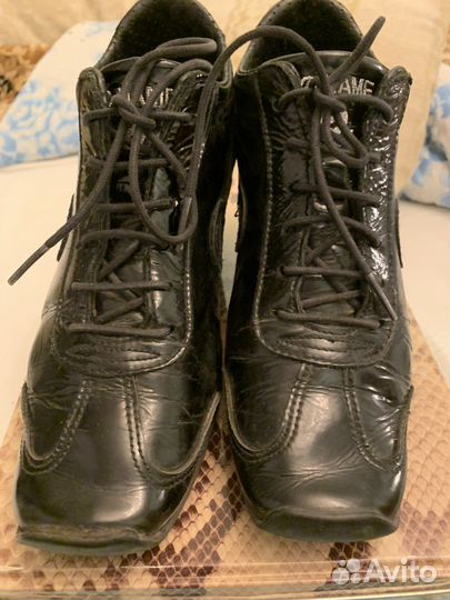 Ботильоны фирмы NOname, Франция