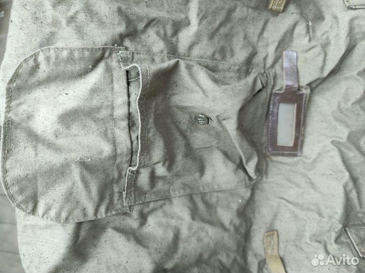 Плащ палатка и вещмешки армейские