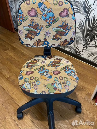 Компьютерный стул