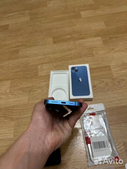 iPhone 13, 256 ГБ