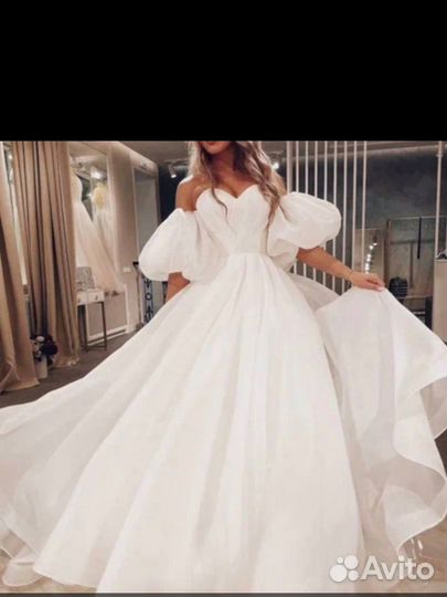 Свадебное платье от 42-44