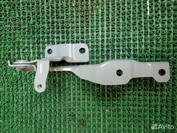 Петля капота левая Kia Rio 3 UB 2011-2017